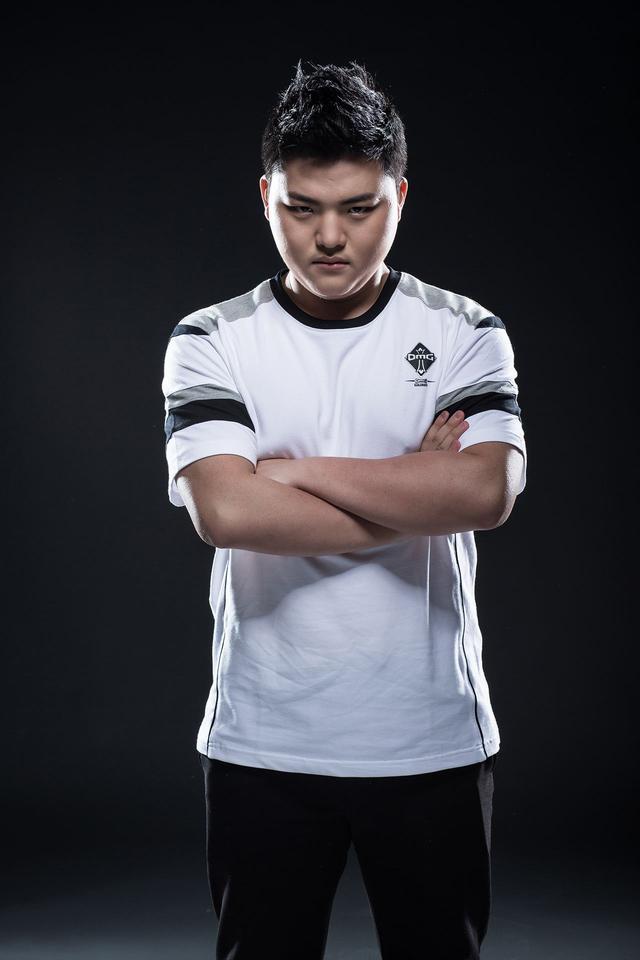 包含内马尔与80激战独行侠分钟,领先优势明显胜负难料!,字母哥焦点对战上演精彩一战的词条leyu sports